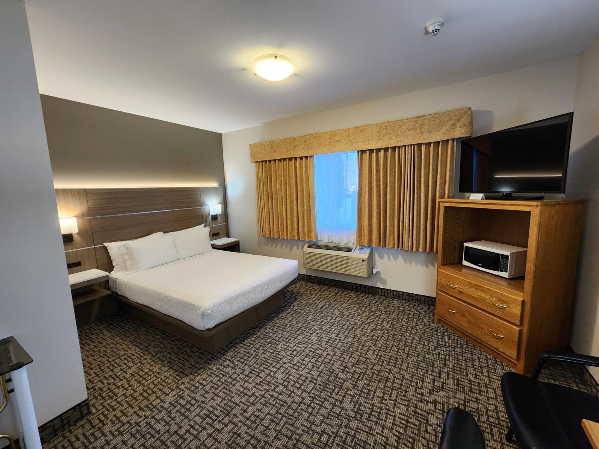 Days Inn By Wyndham Penticton Conference Centre Exterior photo
