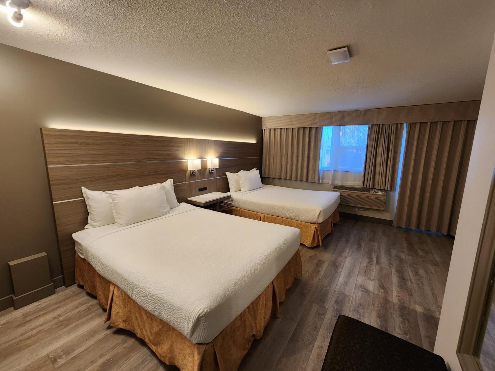 Days Inn By Wyndham Penticton Conference Centre Exterior photo