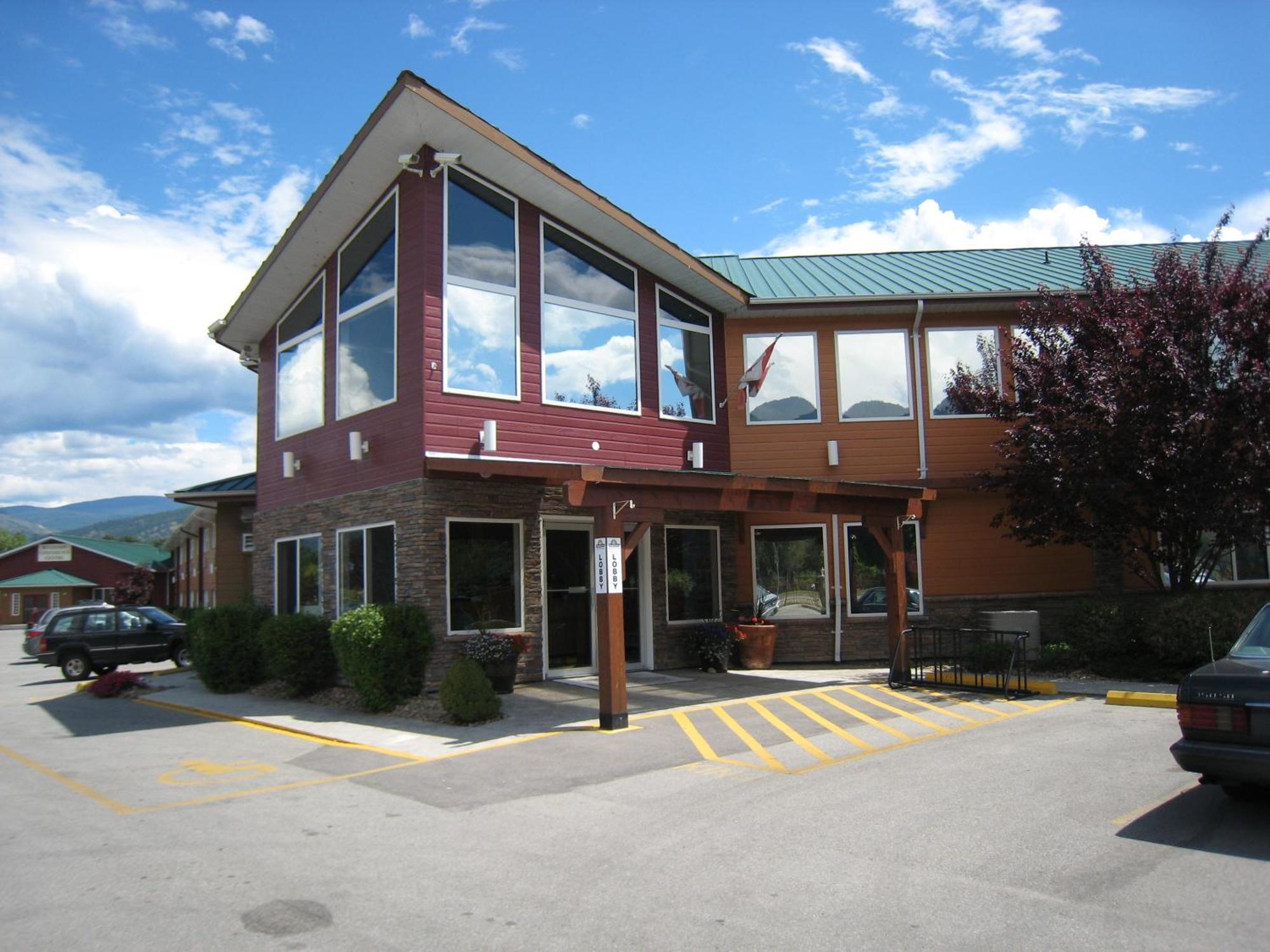 Days Inn By Wyndham Penticton Conference Centre Exterior photo